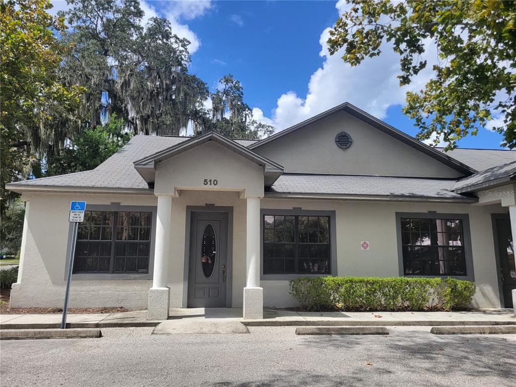 508 CORNER DRIVE BRANDON, FL 33511