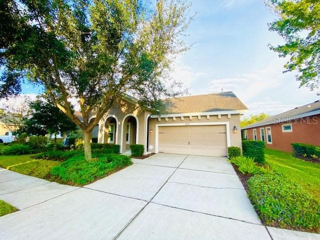6814 PARK STRAND DRIVE APOLLO BEACH, FL 33572
