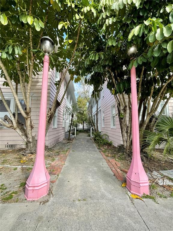 1153 34TH AVENUE N UNIT #1 ST PETERSBURG, FL 33704