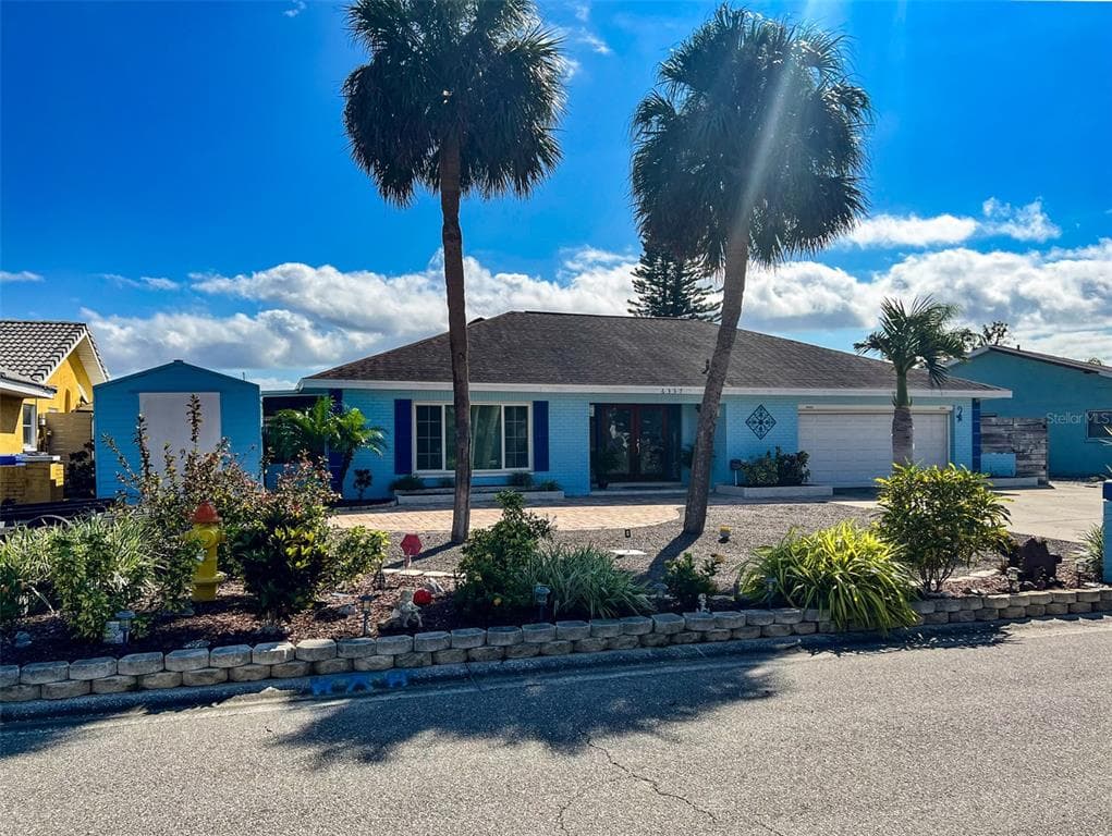 6357 COCOA LANE APOLLO BEACH, FL 33572