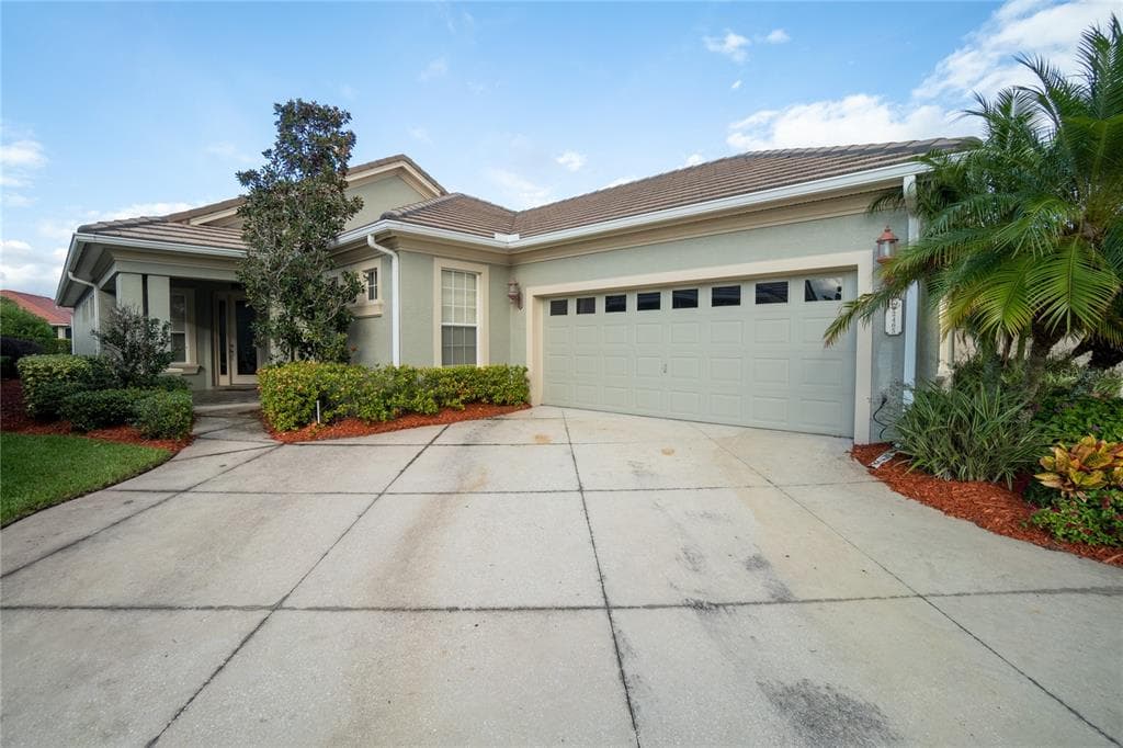 2465 LAUREL GLEN DRIVE LAKELAND, FL 33803