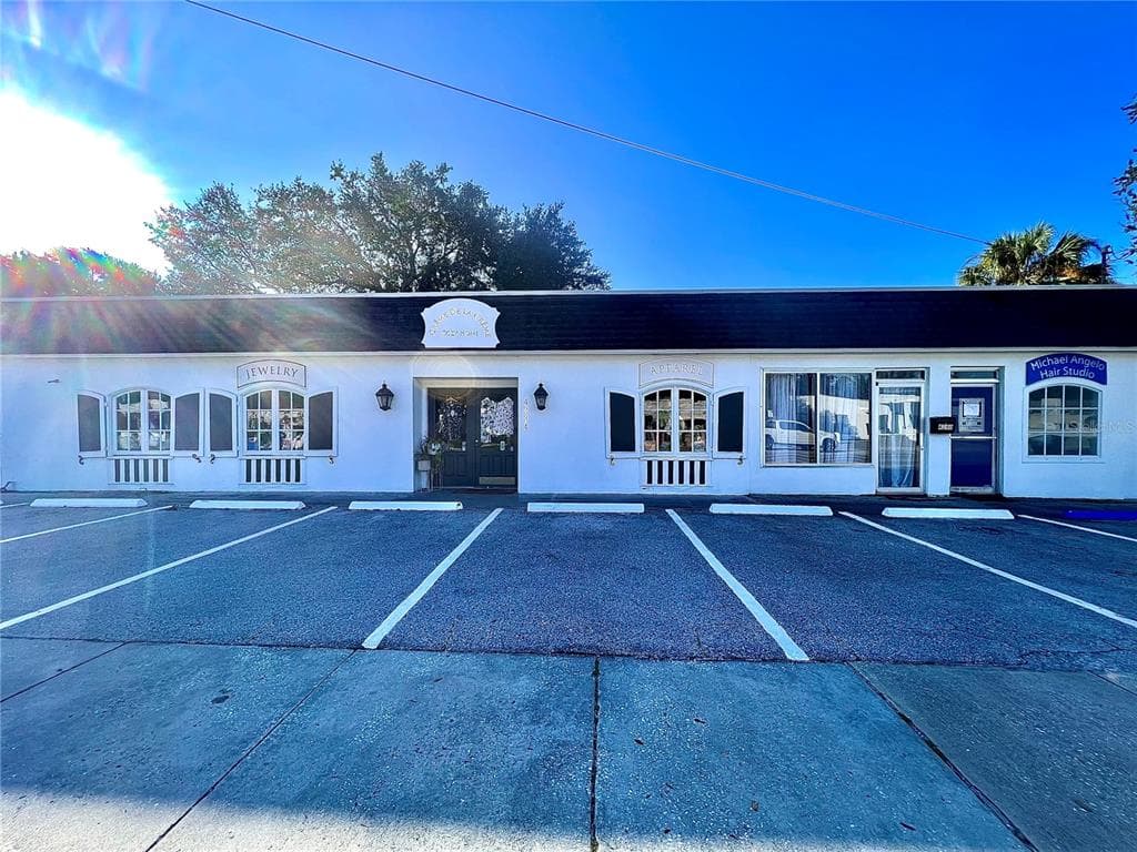 4234 W BAY TO BAY BOULEVARD TAMPA, FL 33629