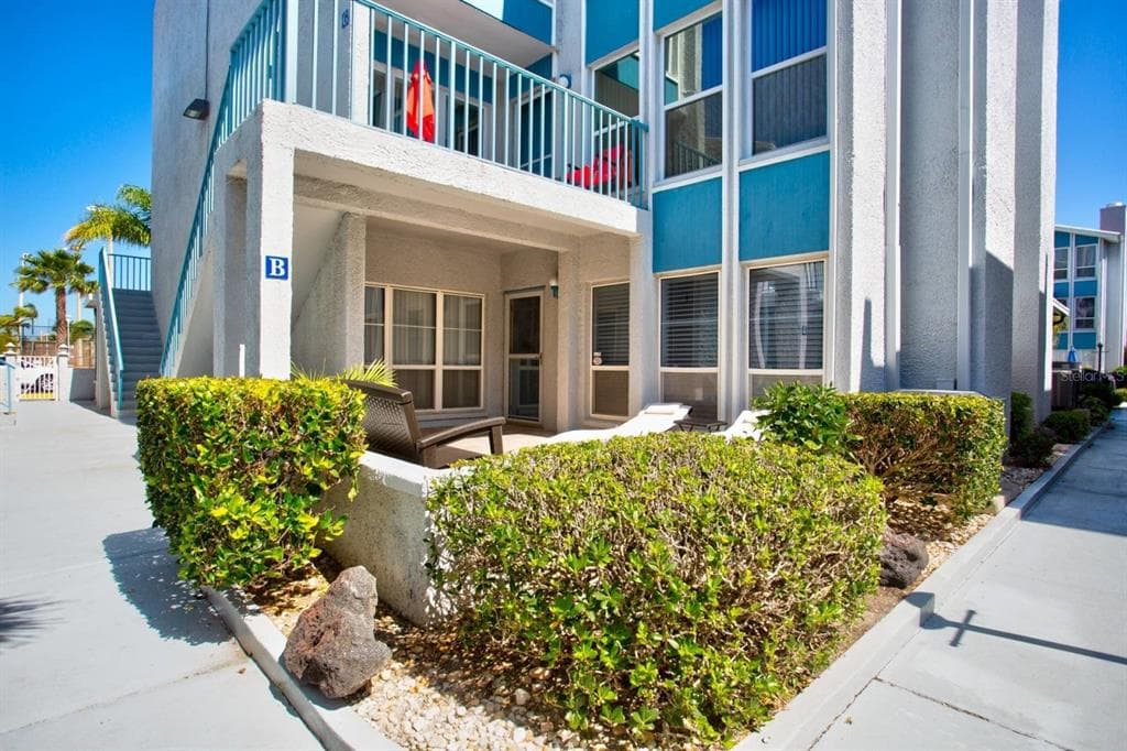 247 REX PLACE UNIT B
