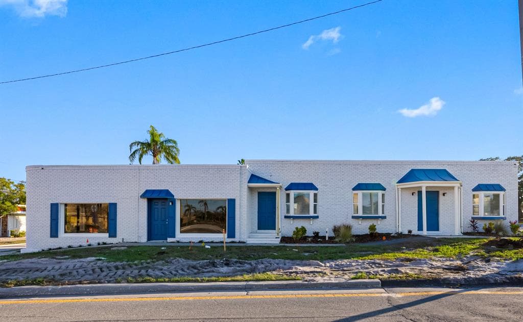 1279 CLEVELAND STREET CLEARWATER, FL 33755