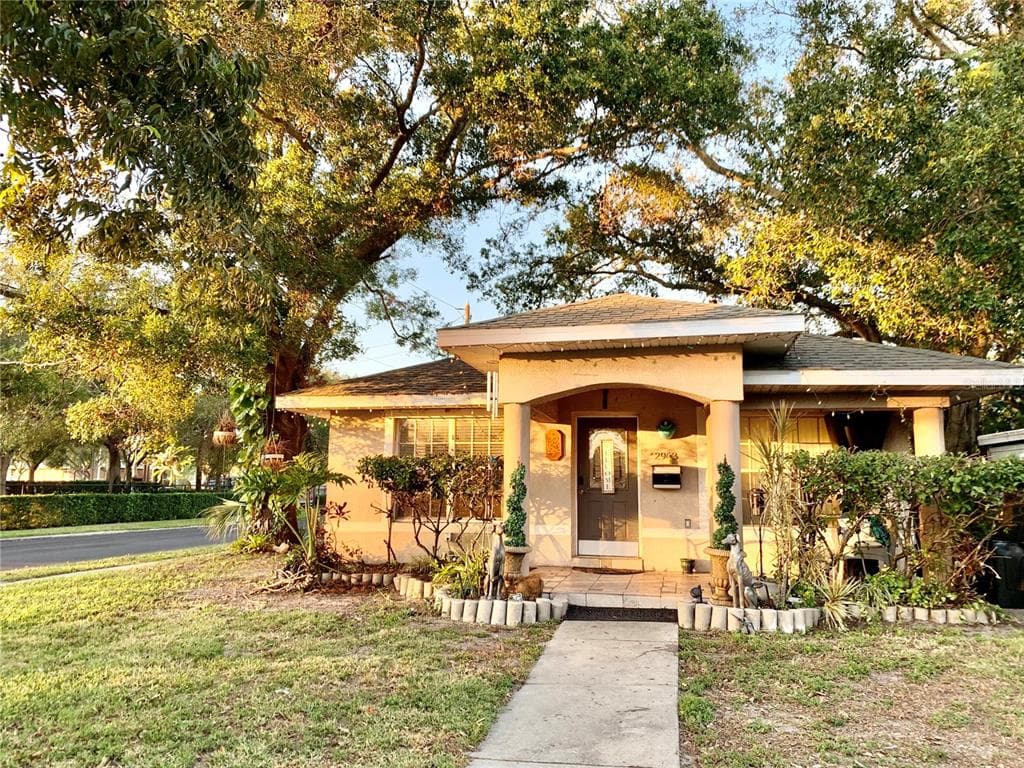 2963 3RD S ST PETERSBURG, FL 33712