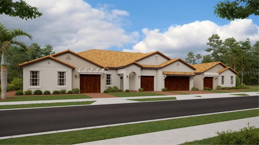 17554 HOLLY WELL AVENUE WIMAUMA, FL 33598