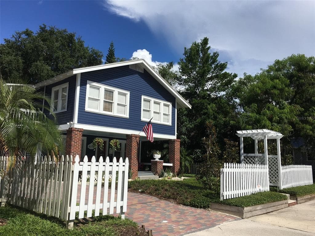 4106 N CENTRAL AVENUE TAMPA, FL 33603