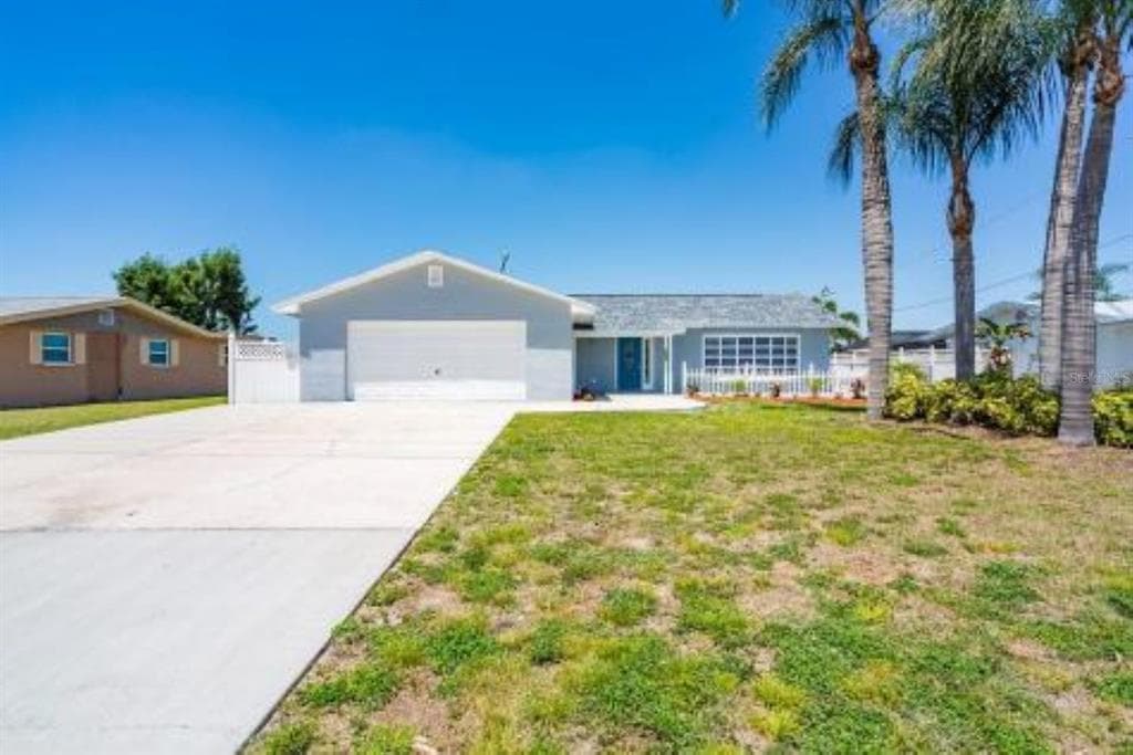 481 FLAMINGO DRIVE