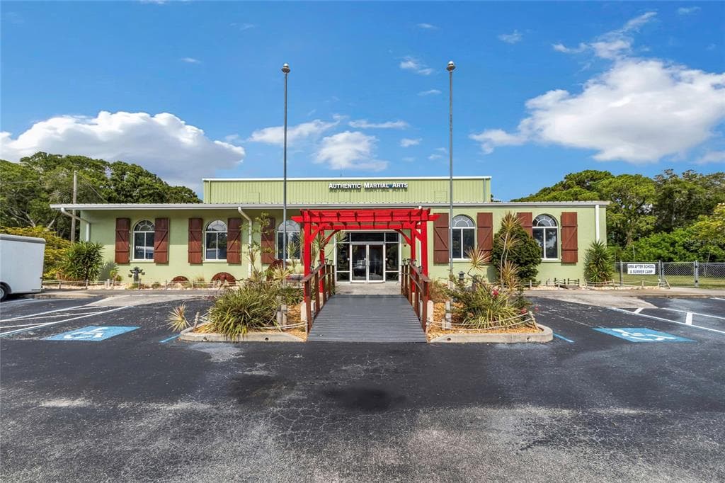 7633 131ST STREET SEMINOLE, FL 33776