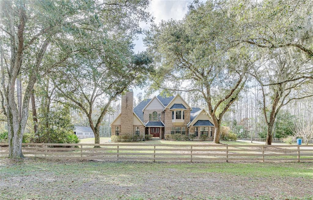 12405 PASCO TRAILS BOULEVARD SPRING HILL, FL 34610