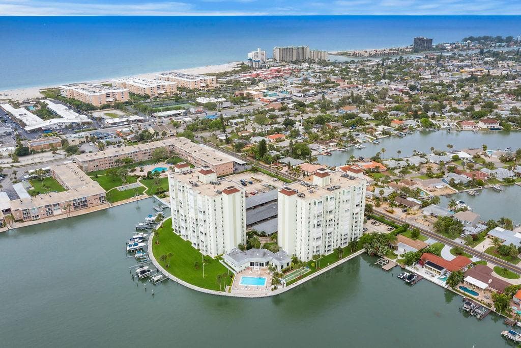 400 64TH AVENUE UNIT 403 ST PETE BEACH, FL 33706