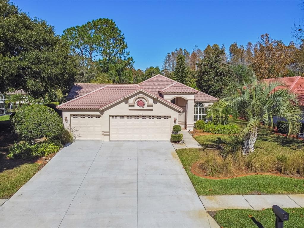 1156 LINDENWOOD DRIVE TARPON SPRINGS, FL 34688