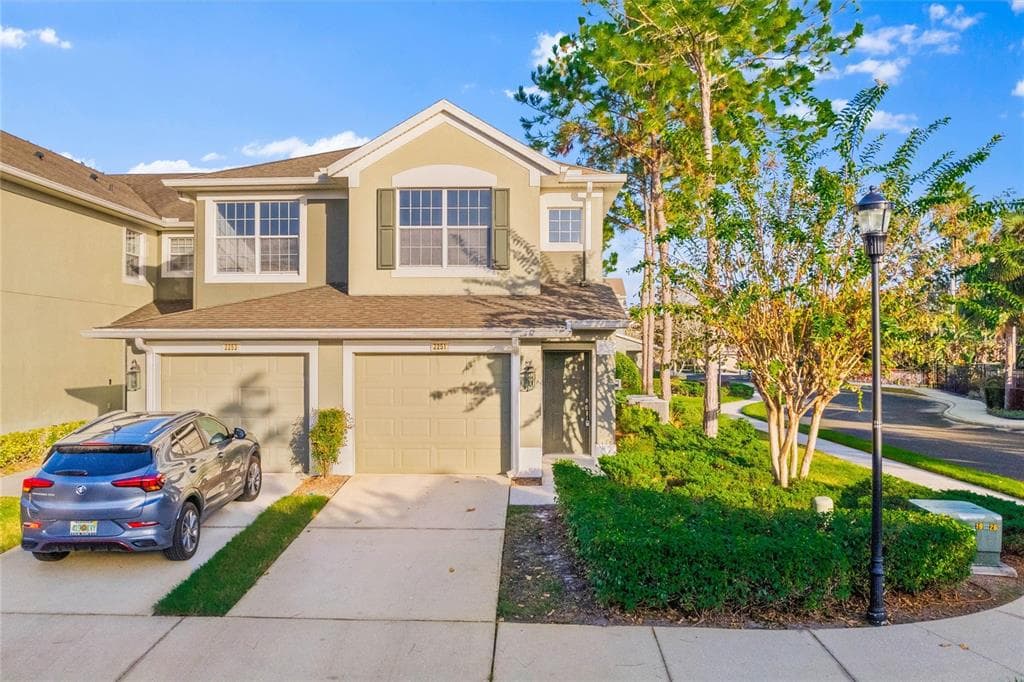 2251 KINGS PALACE DRIVE RIVERVIEW, FL 33578
