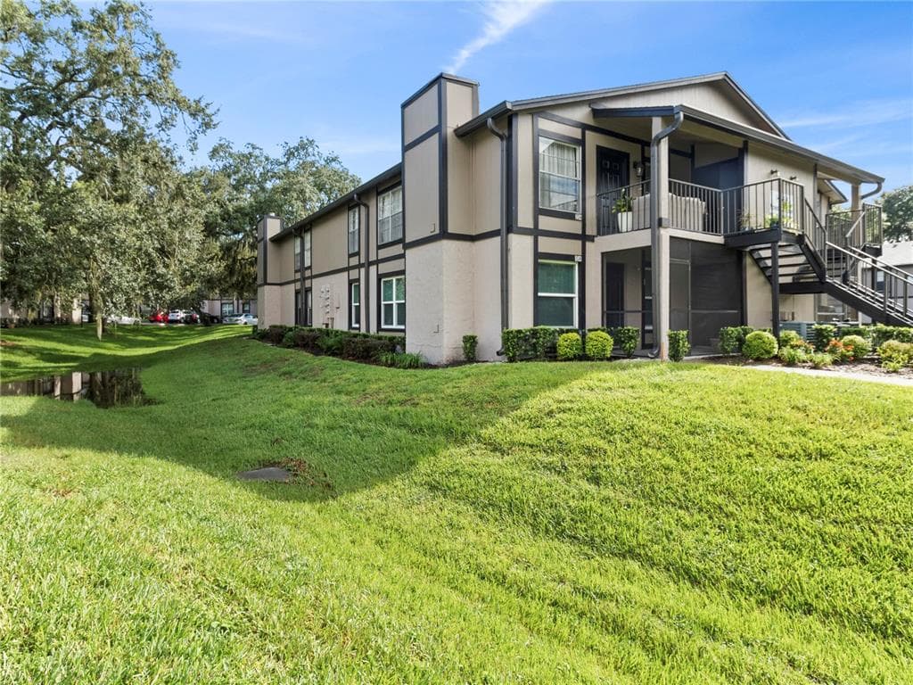 14663 NORWOOD OAKS DRIVE UNIT 104 TAMPA, FL 33613