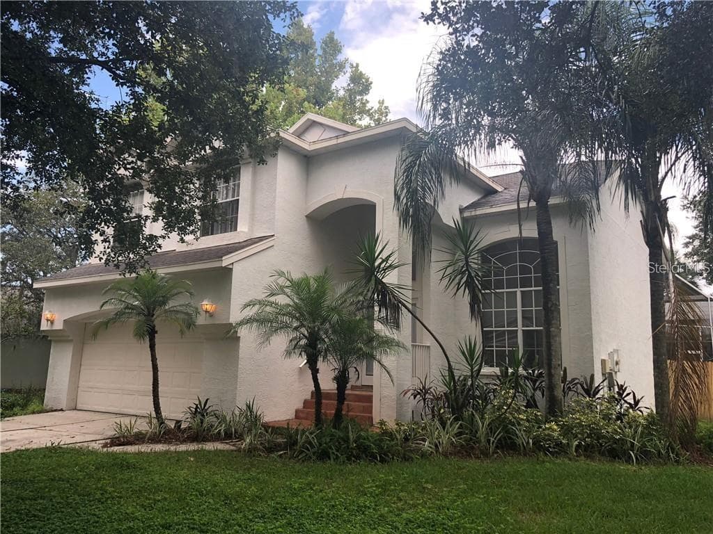 5032 SOUTHAMPTON CIRCLE TAMPA, FL 33647
