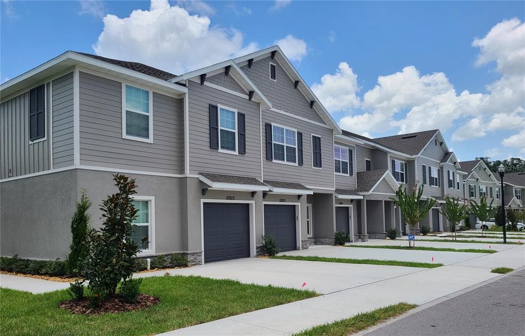10930 BRIGHTLEAF COURT RIVERVIEW, FL 33569
