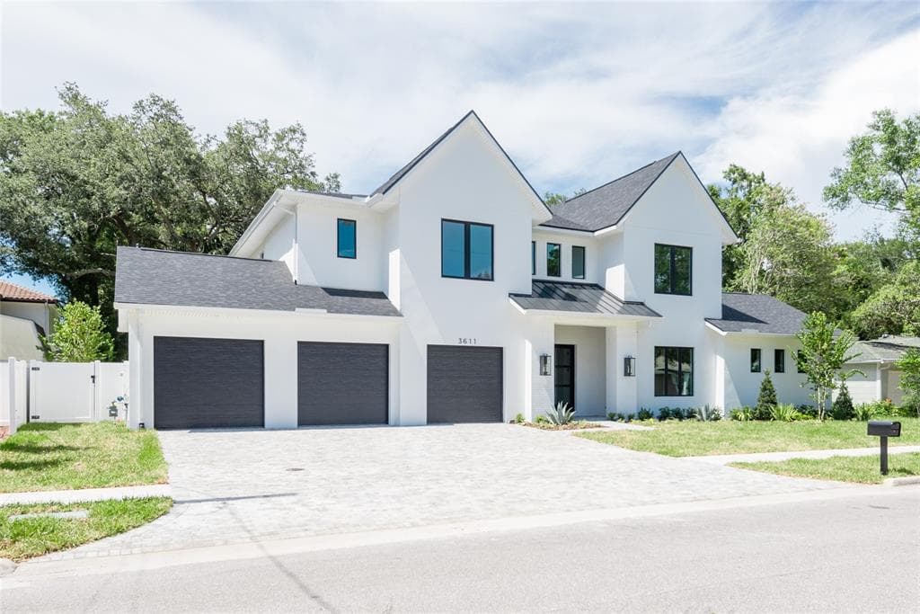 3611 W BARCELONA STREET TAMPA, FL 33629