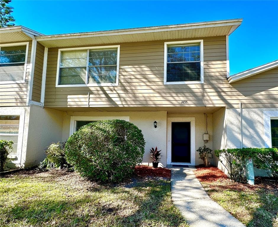 14735 PINE GLEN CIRCLE