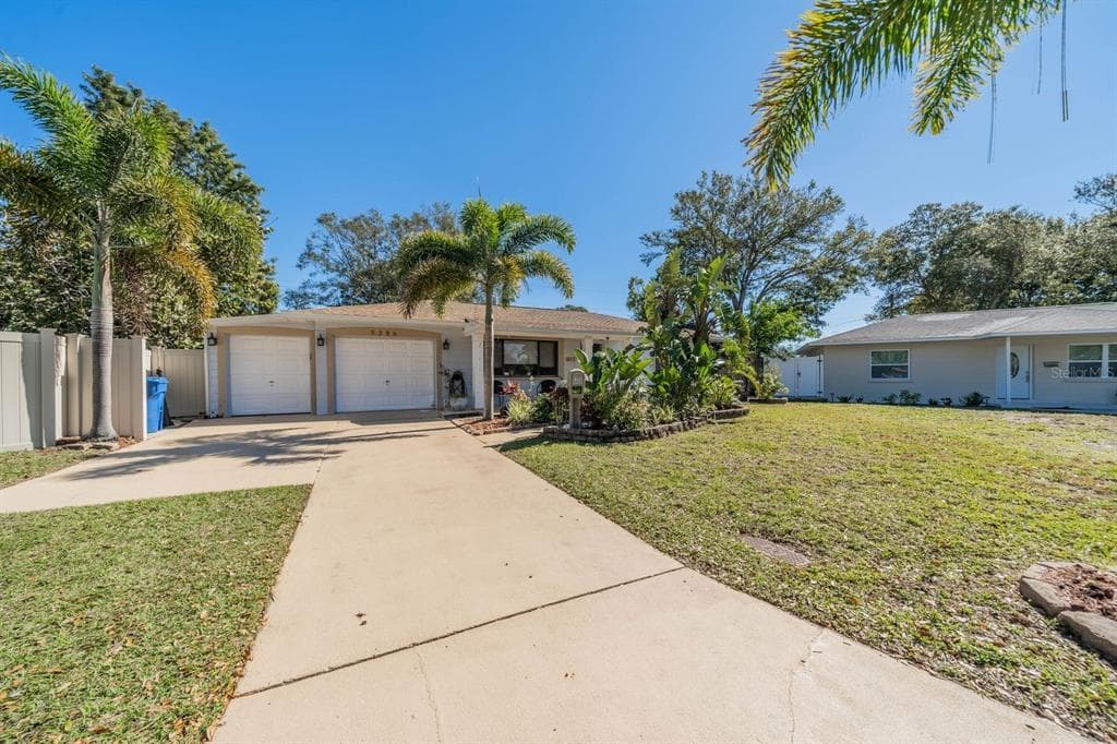 5386 35TH TERRACE N ST PETERSBURG, FL 33710