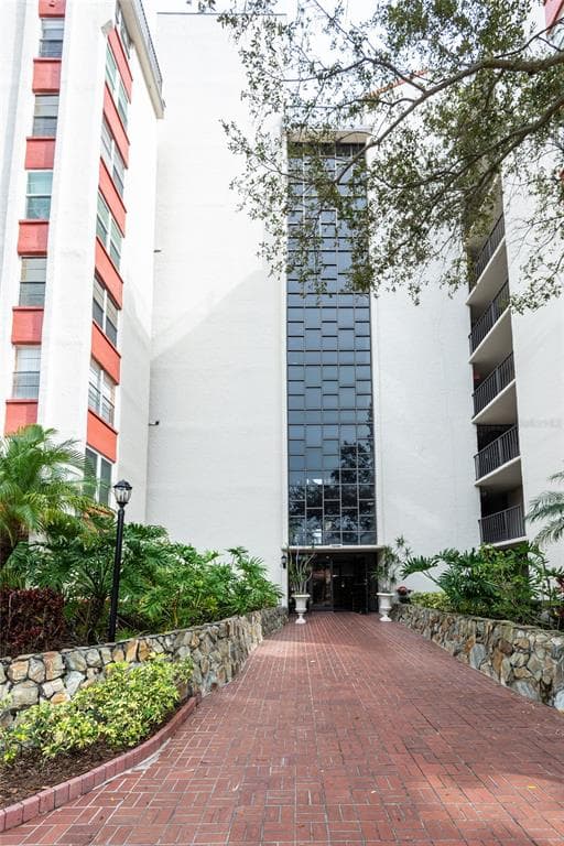 2699 SEVILLE BOULEVARD UNIT 507 CLEARWATER, FL 33764