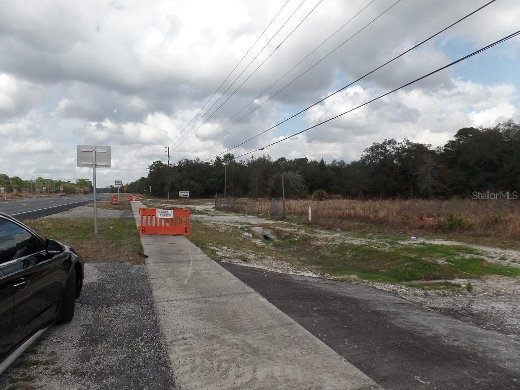 11320 COMMERCIAL WAY WEEKI WACHEE, FL 34614