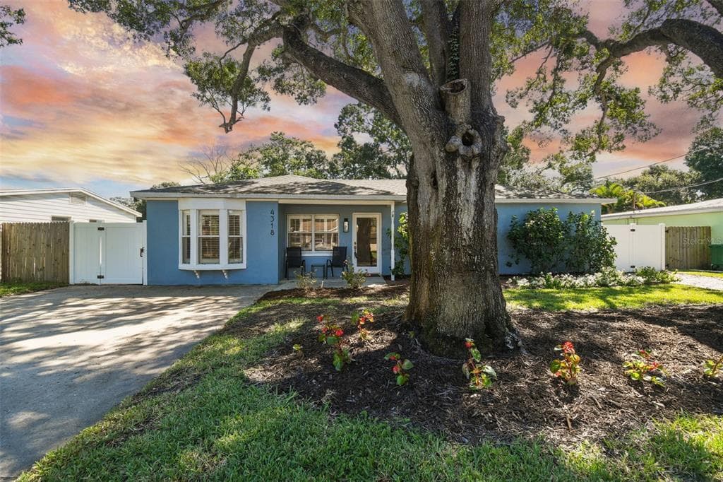 4318 S GRADY AVENUE TAMPA, FL 33611