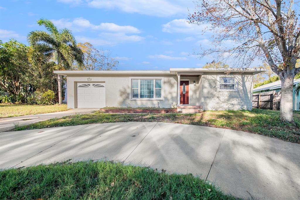 1544 S BETTY LANE