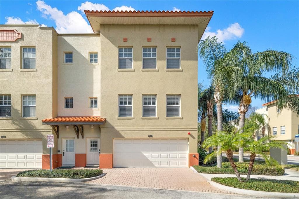 650 SIREN WIND LANE CLEARWATER, FL 33756