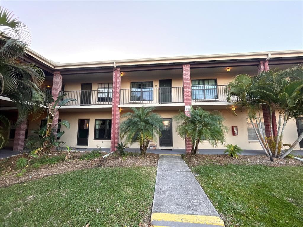 1020 85TH AVENUE N UNIT 223 ST PETERSBURG, FL 33702