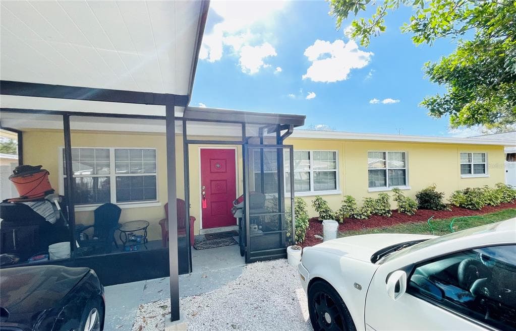 2459 CHAUCER STREET CLEARWATER, FL 33765