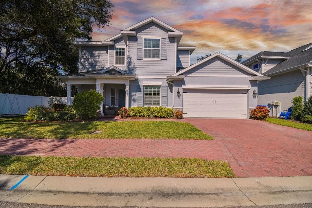 108 GLENN MOOR CIRCLE DUNEDIN, FL 34698