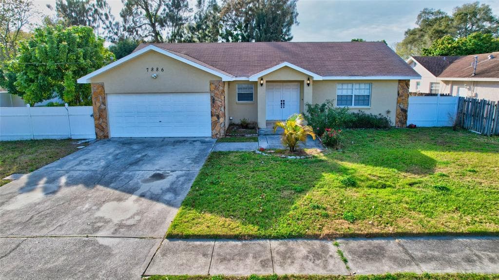 7886 63RD WAY N PINELLAS PARK, FL 33781