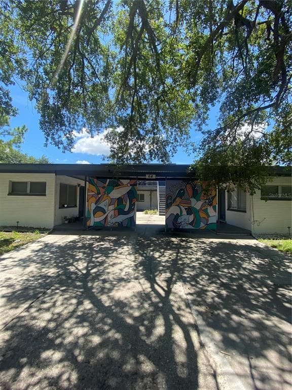 64 DAVIS BOULEVARD UNIT 3 TAMPA, FL 33606