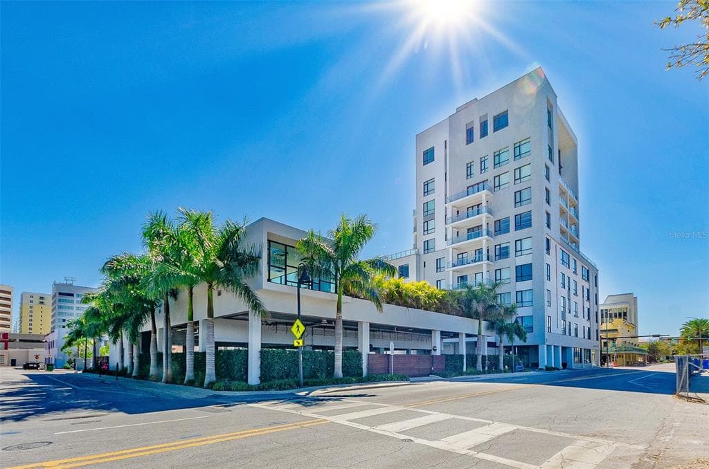 5 N OSCEOLA AVENUE UNIT 503 CLEARWATER, FL 33755