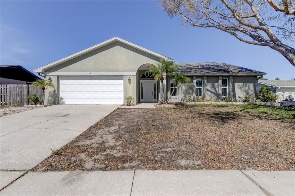 1004 GOSHEN ROAD