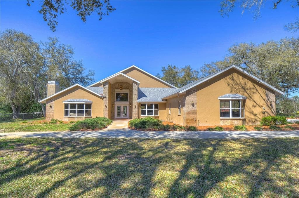 1241 MAXIMILIAN AVENUE SPRING HILL, FL 34609