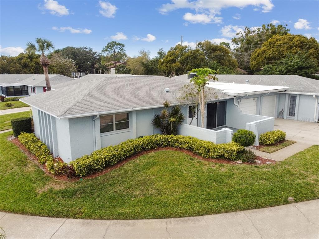 1612 WHITEBRIDGE DRIVE UNIT B PALM HARBOR, FL 34684