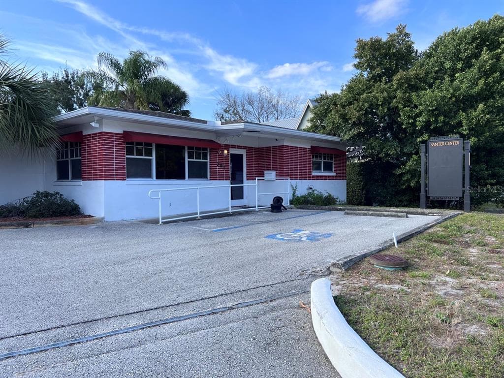 301 S MACDILL AVENUE TAMPA, FL 33609