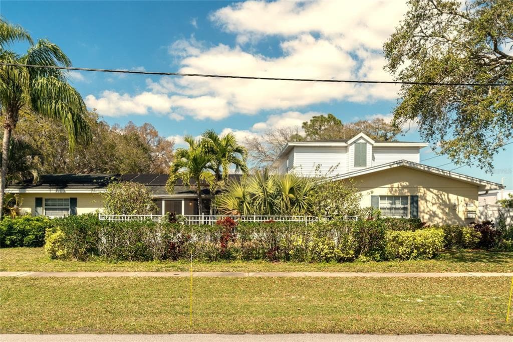 4281 82ND AVENUE N PINELLAS PARK, FL 33781