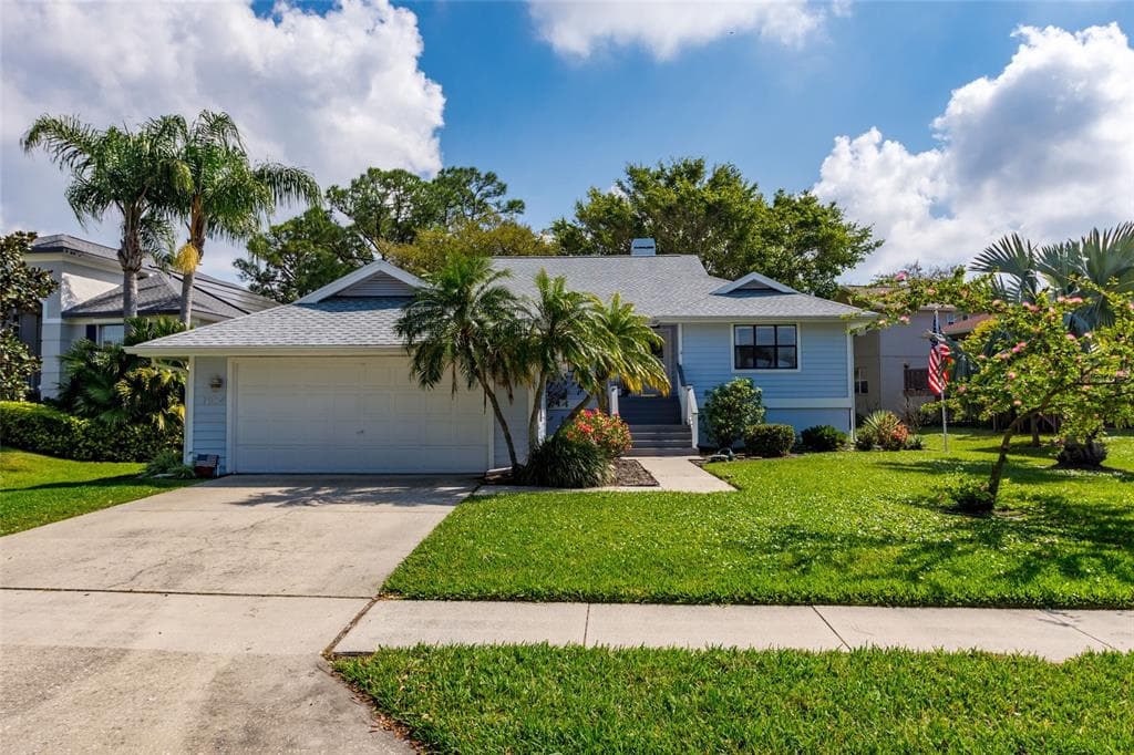 1004 OSPREY COURT TARPON SPRINGS, FL 34689