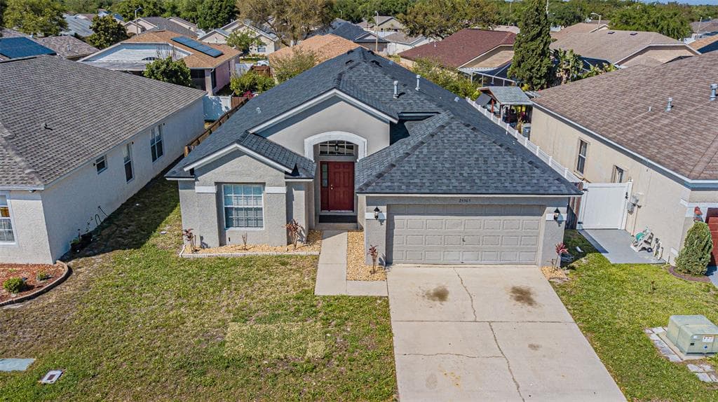 24505 BREEZY OAK COURT LUTZ, FL 33559