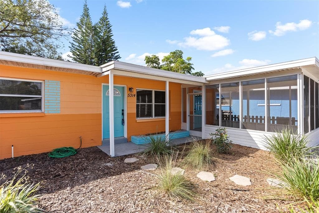 5314 NEWTON AVENUE S GULFPORT, FL 33707