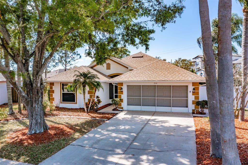 1510 ORACLE DRIVE SUN CITY CENTER, FL 33573