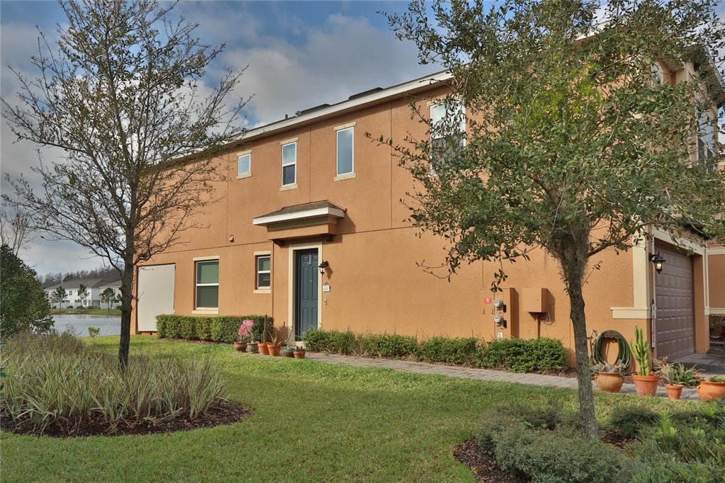 3212 PAINTED BLOSSOM COURT