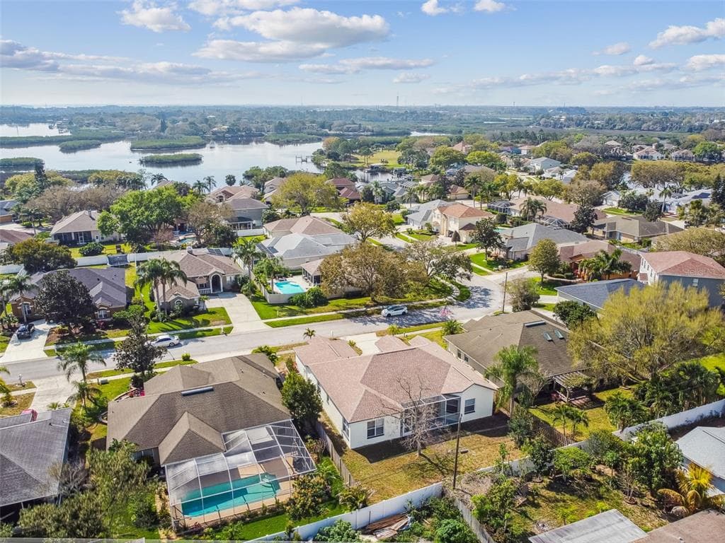 1281 BLACKRUSH DRIVE TARPON SPRINGS, FL 34689