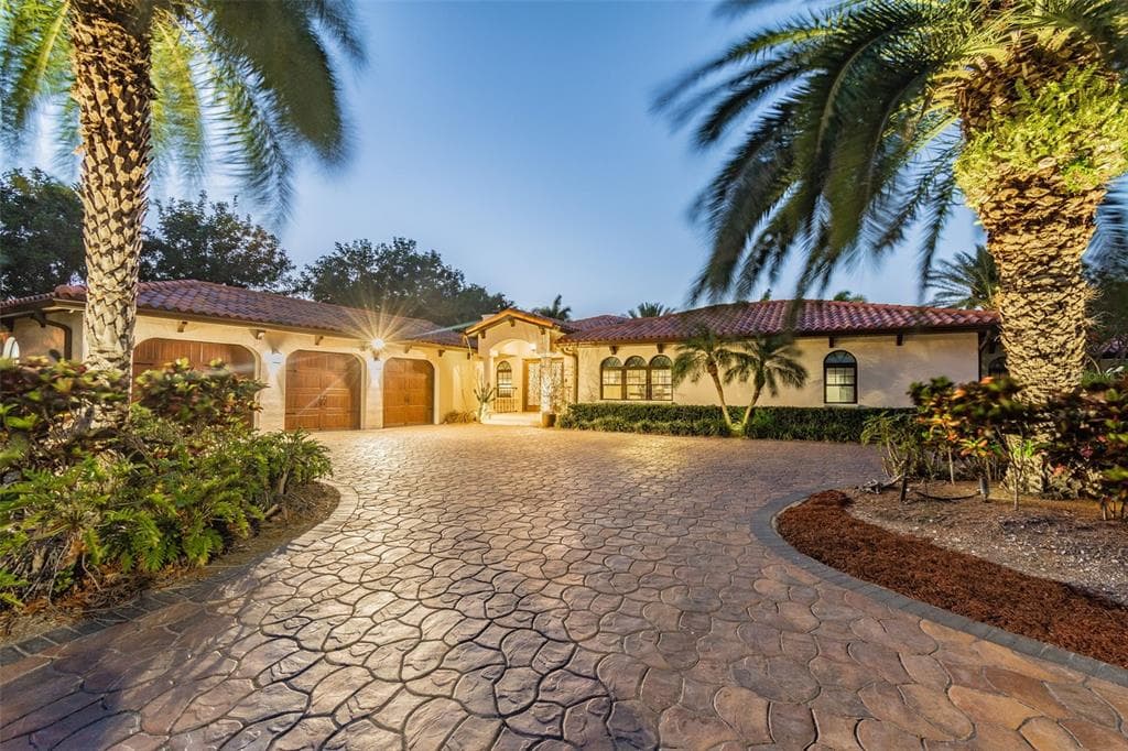 1010 BOCA CIEGA ISLE DRIVE ST PETE BEACH, FL 33706