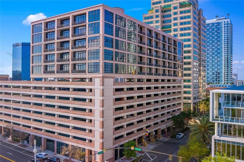175 2ND STREET S UNIT 908