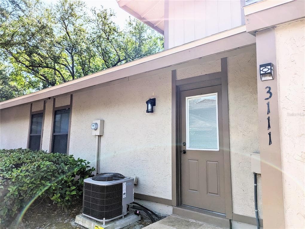 3111 CREEKGLEN COURT BRANDON, FL 33511