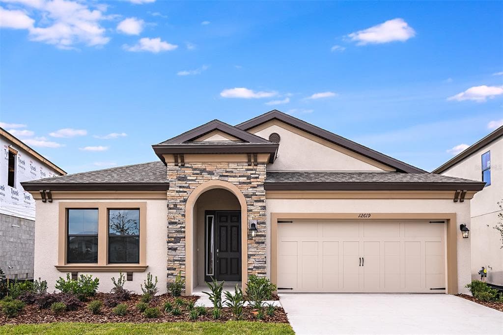 14668 HORSE TROT ROAD LITHIA, FL 33547