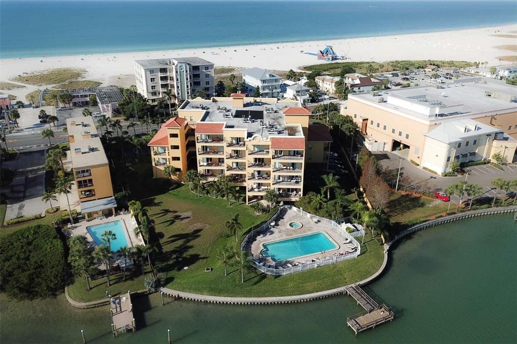 10315 GULF BOULEVARD UNIT 407 TREASURE ISLAND, FL 33706